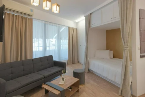 Building with 8 Fully-Equipped Suites - Ideal for Airbnb 2