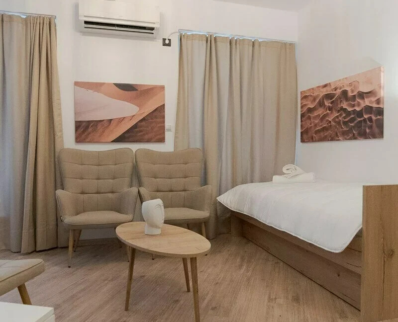 Building with 8 Fully-Equipped Suites - Ideal for Airbnb 9