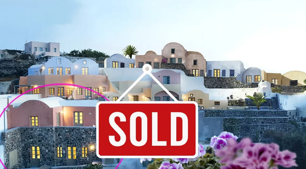 Floor Apartment for Sale at Oia Finikia Santorini