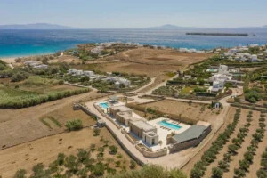 Luxury Living New Paros Villas Project, Chrisi Akti