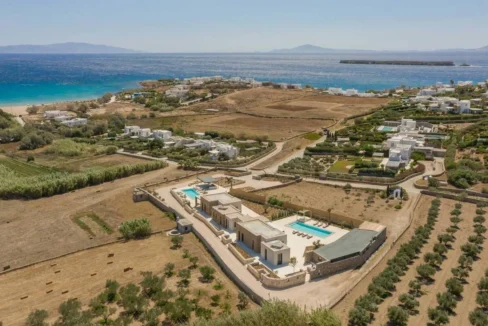 Luxury Living New Paros Villas Project, Chrisi Akti