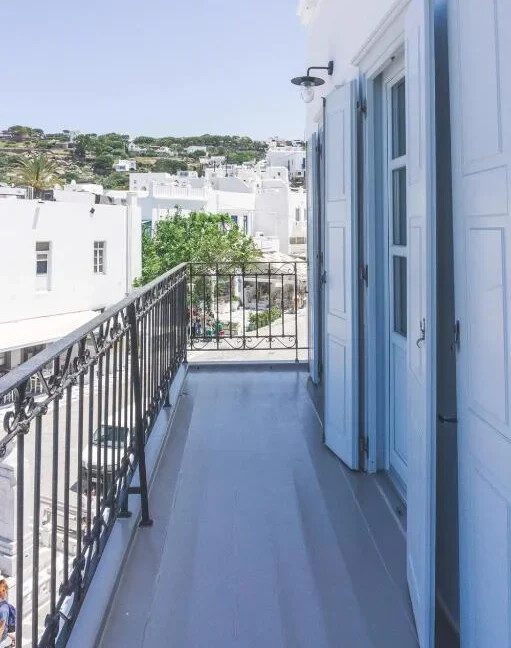 Mykonos Property for Sale: Exquisite Loft by the Sea 3