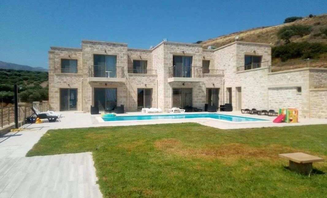 Seaside Stone Villas in Kissamos, Crete 4