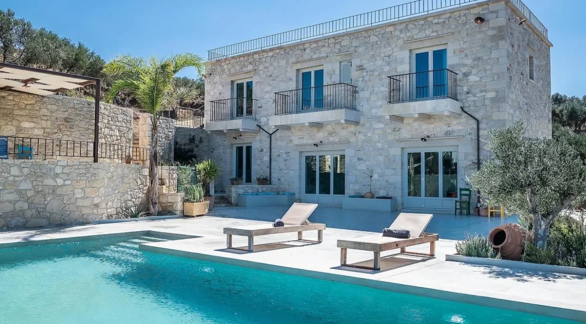 Spectacular Stone-Built Villa in Falassarna, Kissamos, Chania 7