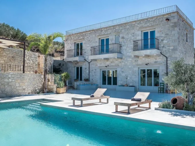 Spectacular Stone-Built Villa in Falassarna, Kissamos, Chania