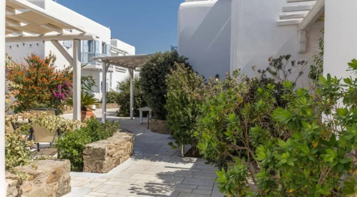 Stunning Mykonos Maisonette 21