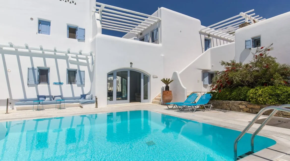 Stunning Mykonos Maisonette 24