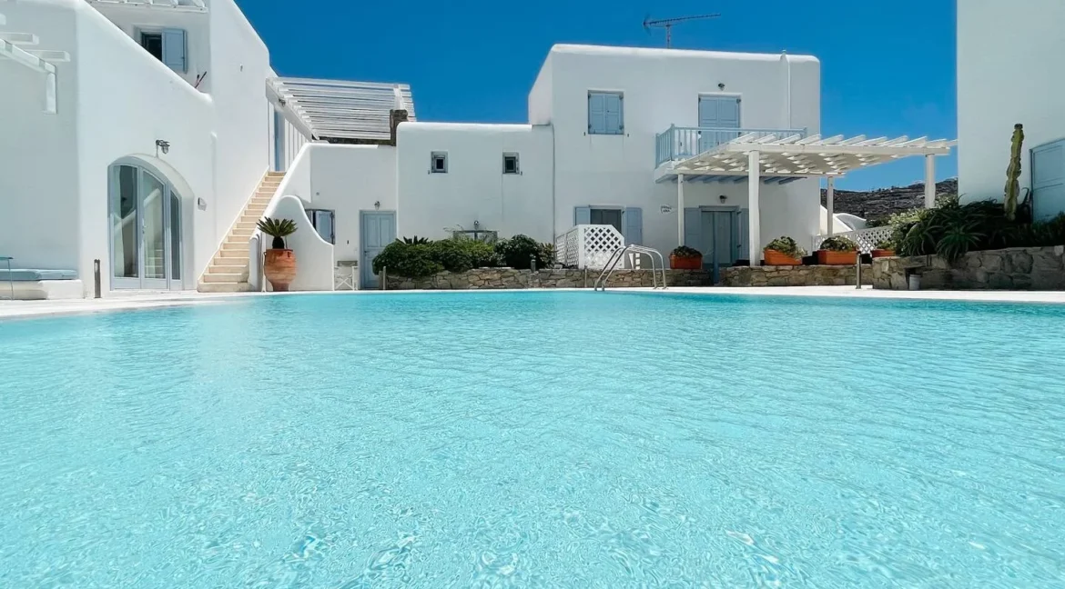 Stunning Mykonos Maisonette 27