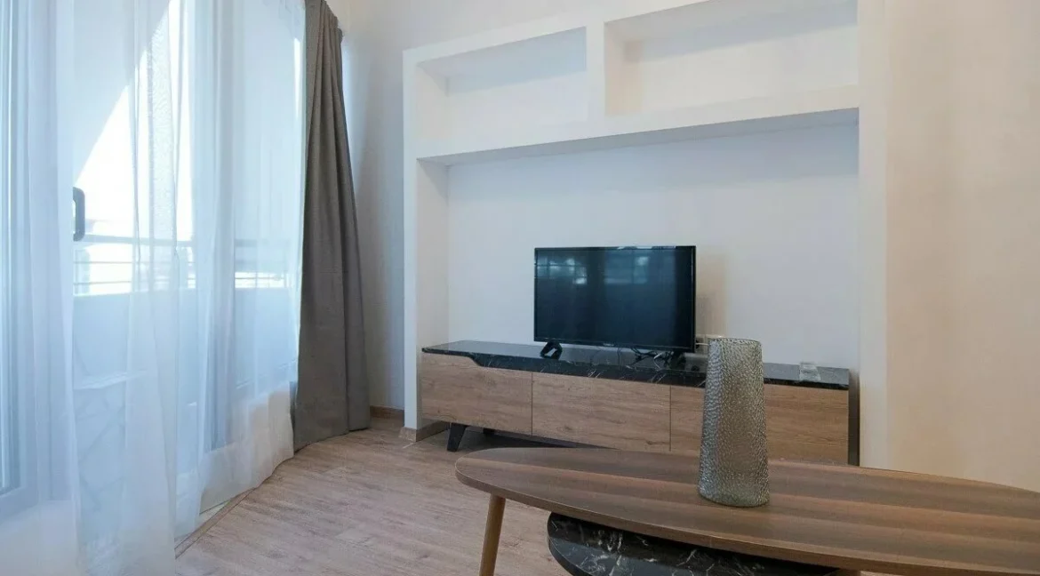 8 Apartments Building in Piraeus for Airbnb 17