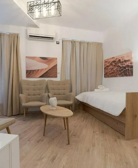 8 Apartments Building in Piraeus for Airbnb 4