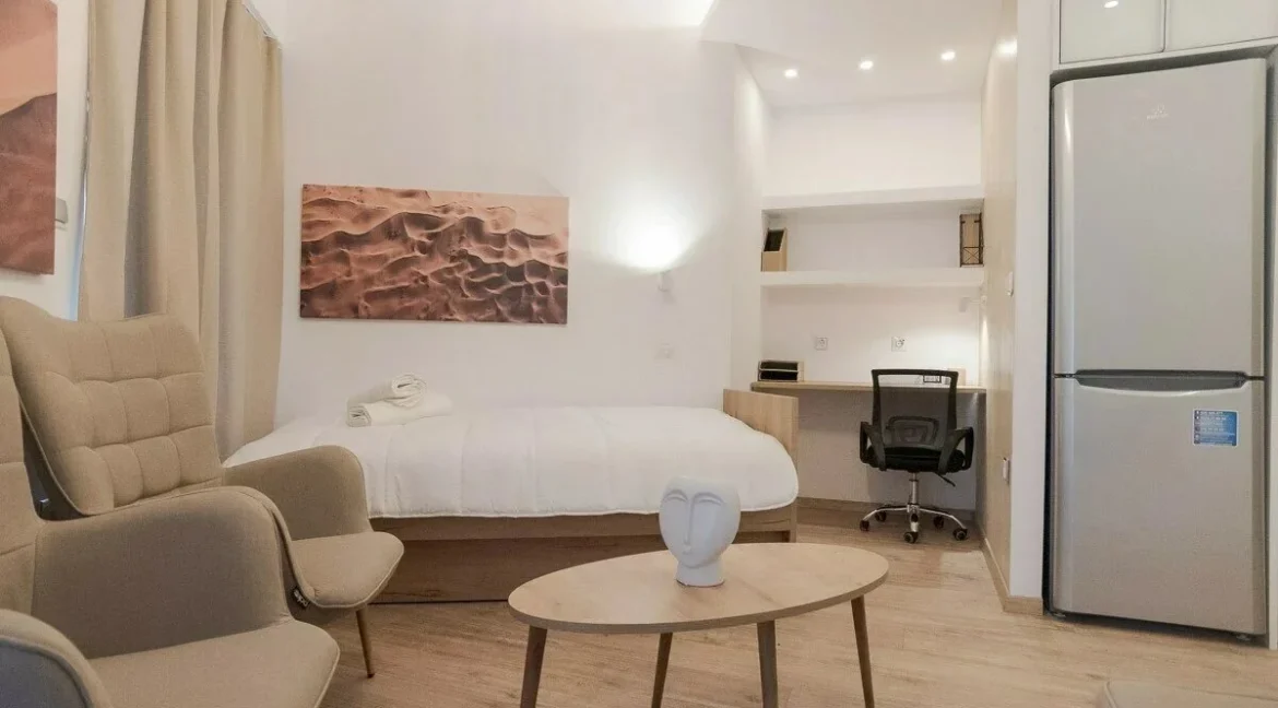 8 Apartments Building in Piraeus for Airbnb
