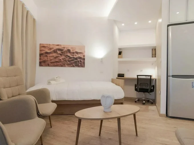 8 Apartments Building in Piraeus for Airbnb