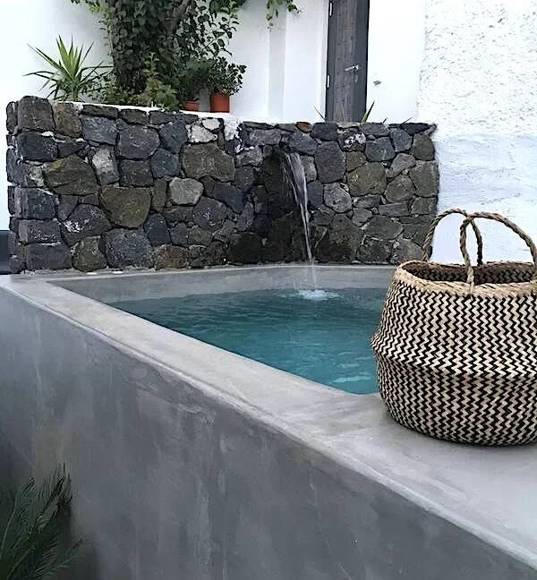 House for Sale Pyrgos Santorini 11