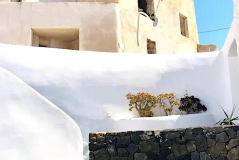 House for Sale Pyrgos Santorini 13