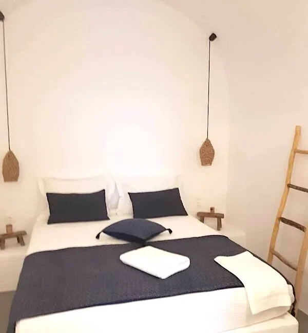 House for Sale Pyrgos Santorini 26