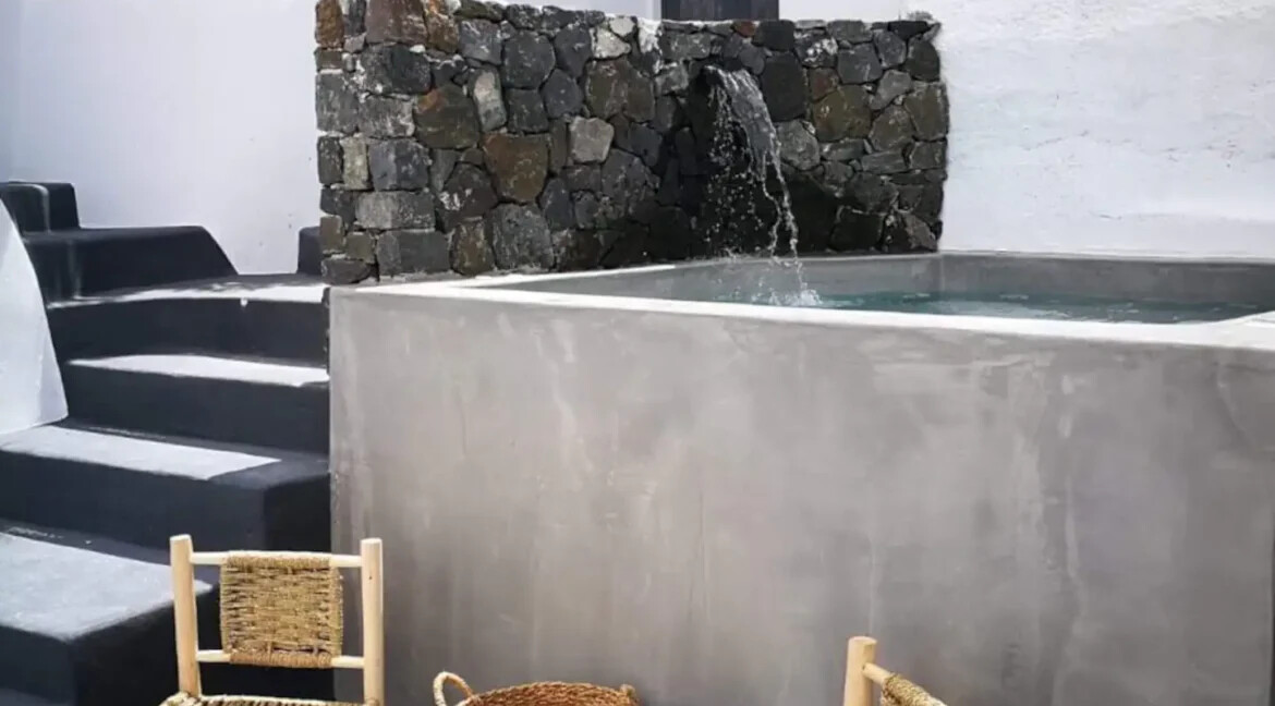 House for Sale Pyrgos Santorini 37