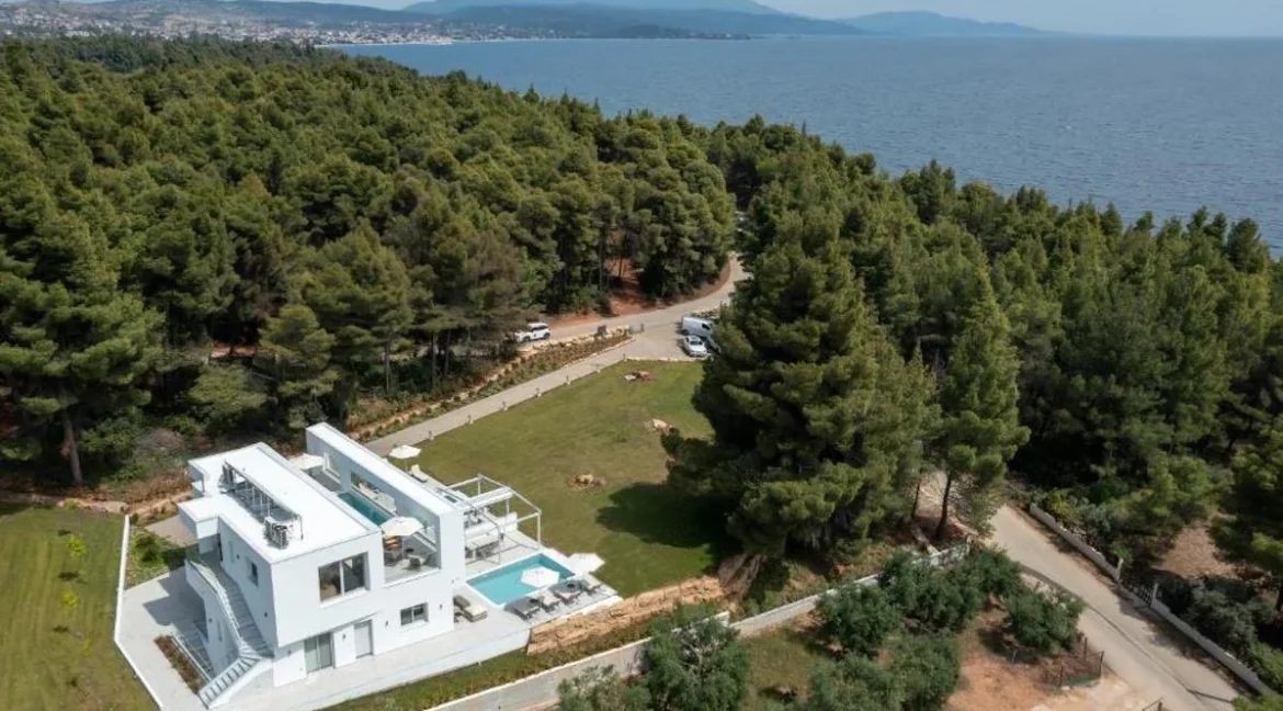 Luxury Building of 3 Maisonettes Halkidiki Property in Nikiti 4