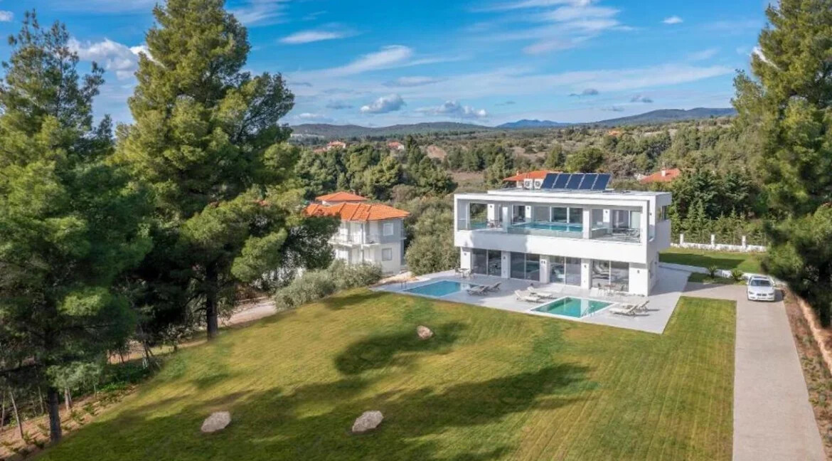 Luxury Building of 3 Maisonettes Halkidiki Property in Nikiti 7