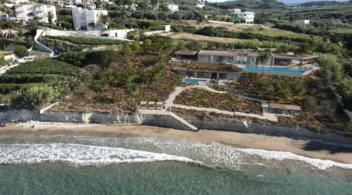 Luxury Seafront Villa for Sale in Crete, Greece 1