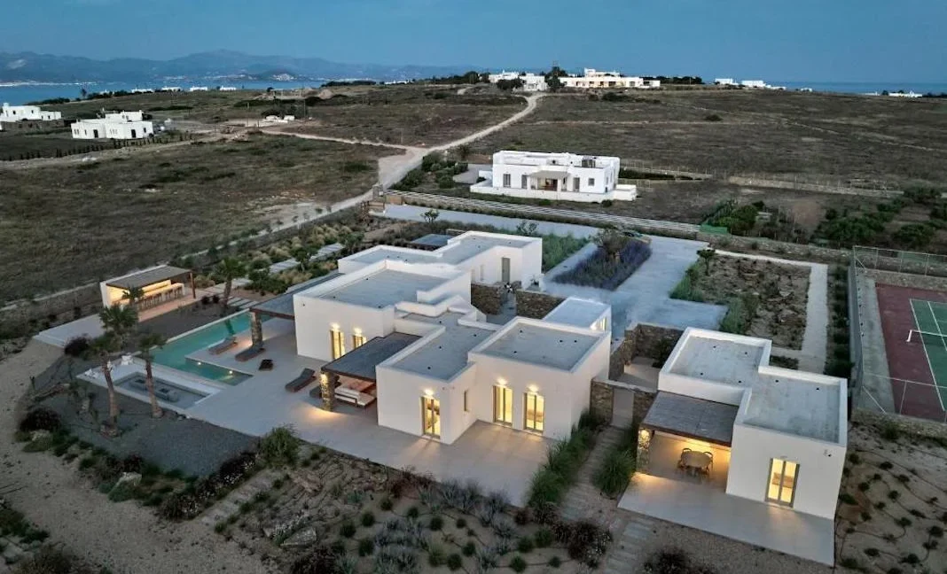 Luxury Seaview Villa in Paros Greece 12