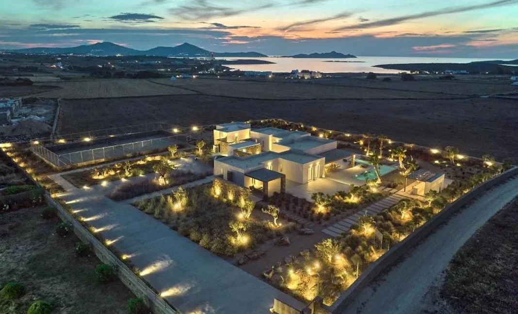 Luxury Seaview Villa in Paros Greece 13