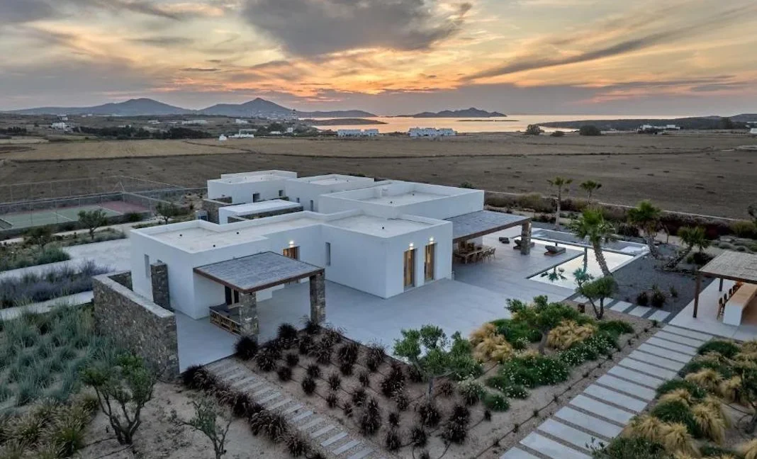 Luxury Seaview Villa in Paros Greece 16