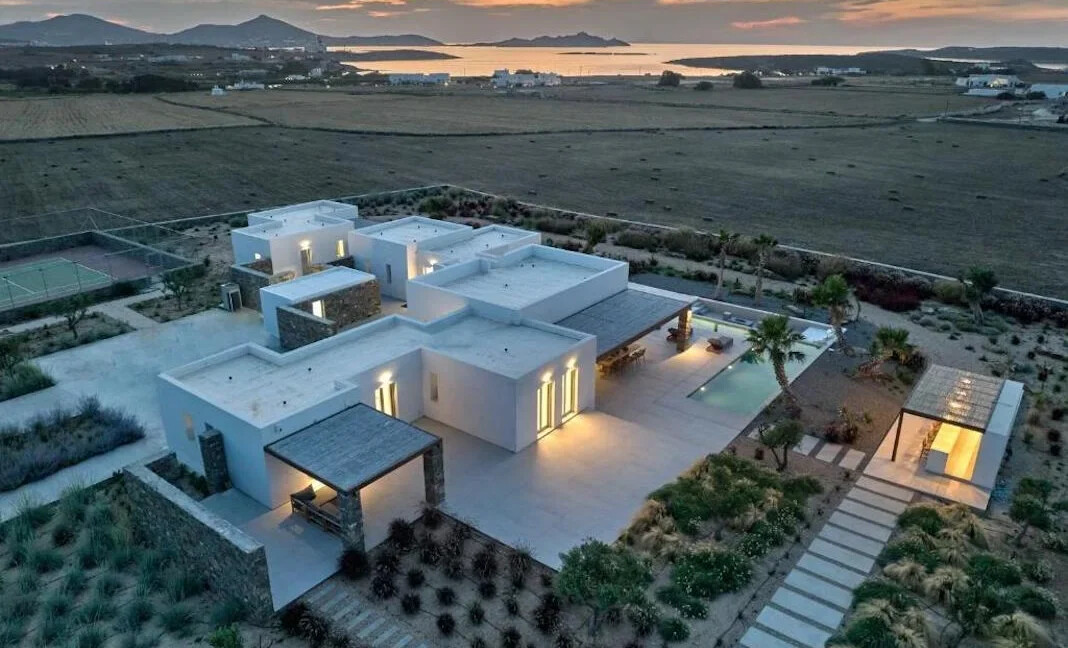 Luxury Seaview Villa in Paros Greece 17