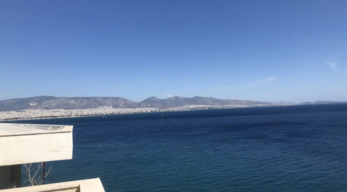 Sea View Maisonette for Sale in Piraeus, Athens 3