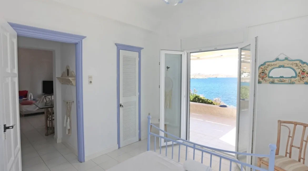 Seafront Villa for Sale in Syros 31