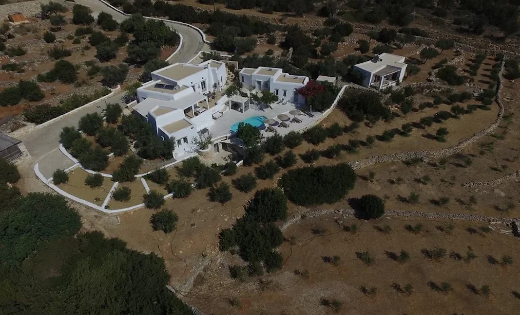 Seaside Elegance in Isterni, Paros Property 23