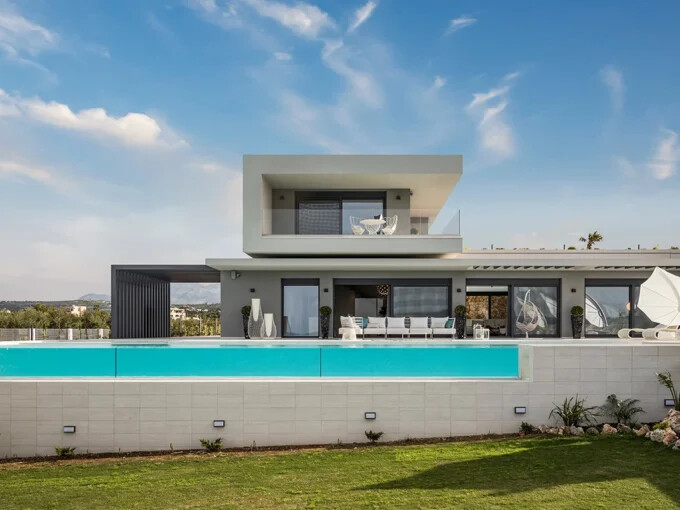 Seaside Luxury Villa with Panoramic Views in Chania, Crete