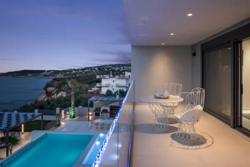 Seaside Luxury Villa with Panoramic Views in Chania, Crete 20