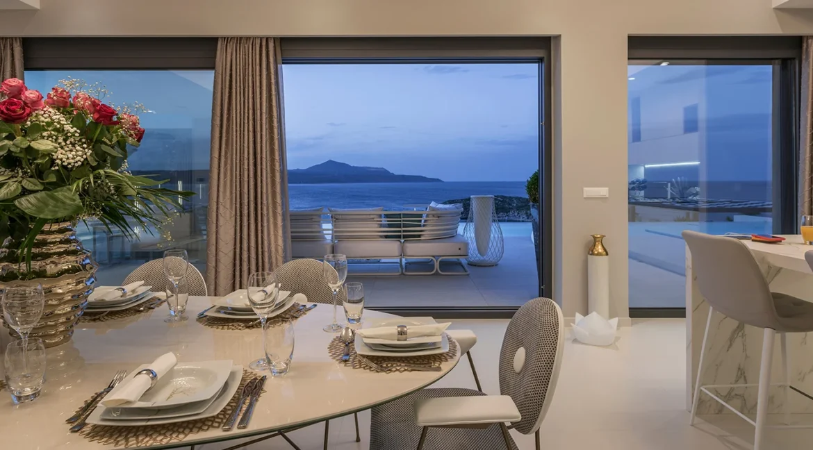 Seaside Luxury Villa with Panoramic Views in Chania, Crete 42