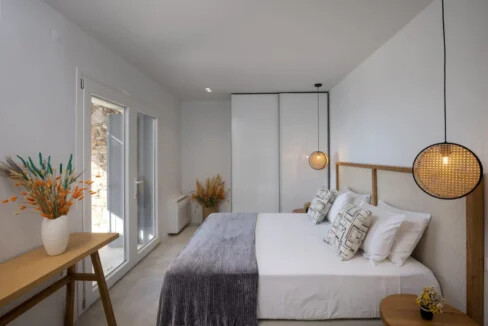 Seaview Property in Syros 12