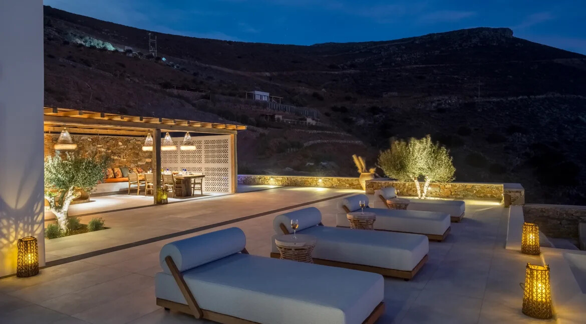 Seaview Property in Syros 9