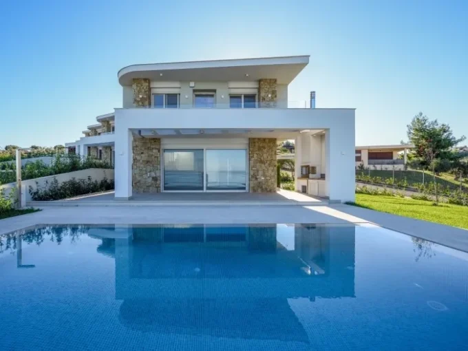 Seaview Villa for sale in Chalkidiki