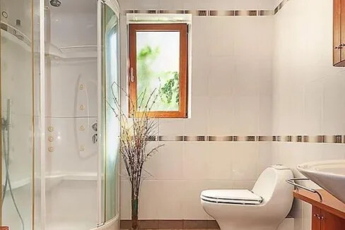 Seaview villa in Saronida, South Athens 2