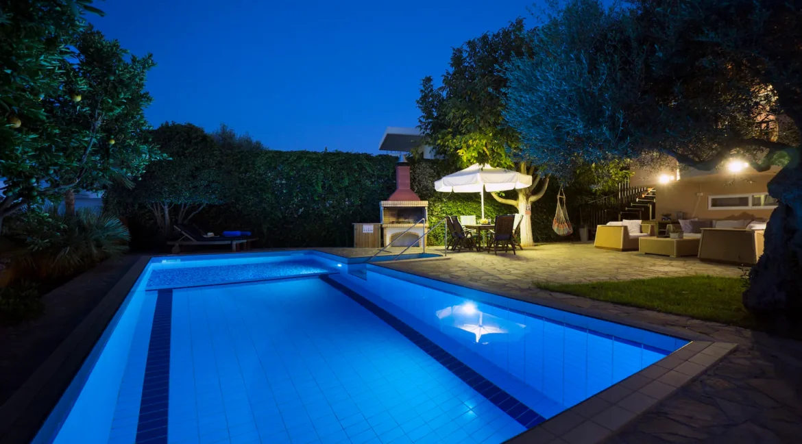 Villa for Sale in Chania Akrotiri 1