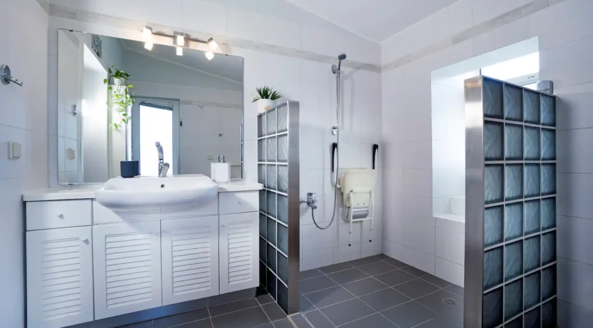 Villa for Sale in Chania Akrotiri 12