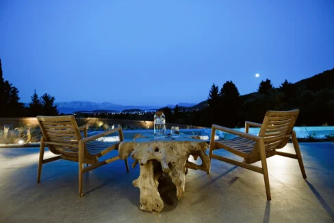 Villa in Nydri Lefkada For Sale 1