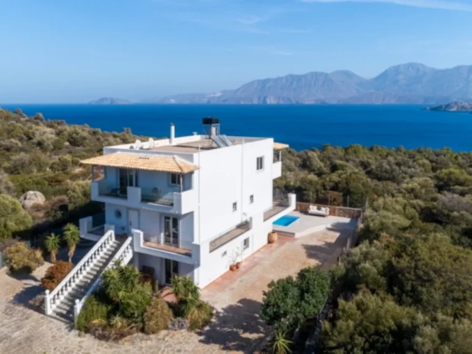 Villa with Pool & Sea Views in Agios Nikolaos Crete