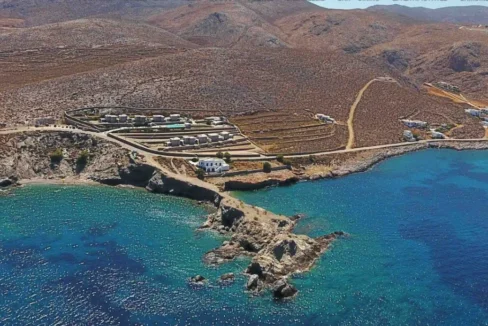 10 Seafront houses in Folegandros for sale