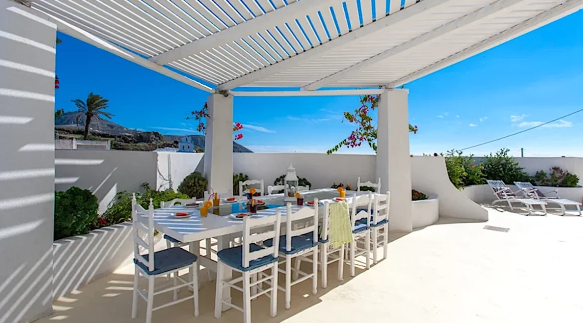 Big Estate in Santorini Megalochori for sale 28