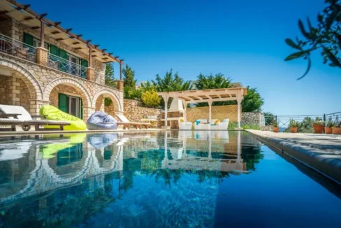 Furnished Villa in Lefkada for sale