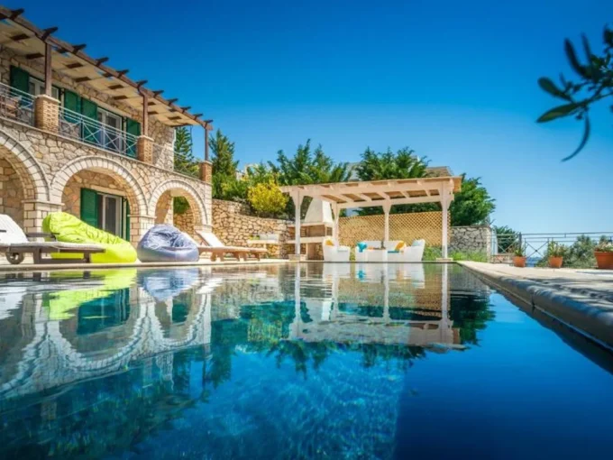 Furnished Villa in Lefkada for sale