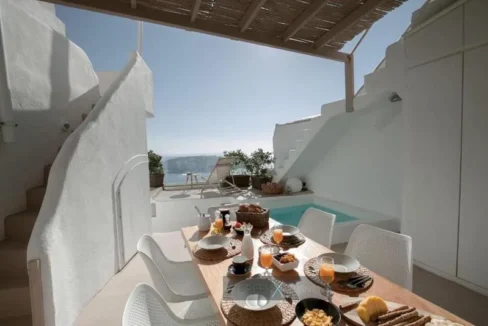 Luxurious Villa for Sale in Santorini, Fira 36