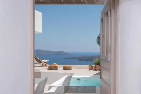Luxurious Villa for Sale in Santorini, Fira 39