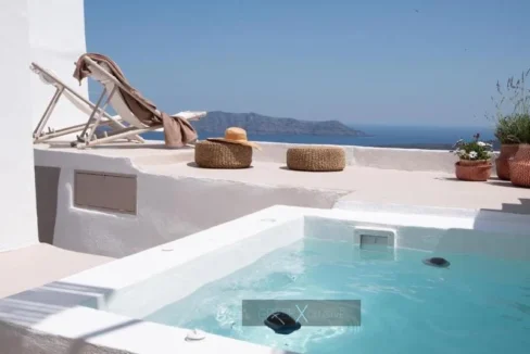 Luxurious Villa for Sale in Santorini, Fira 5
