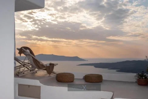 Luxurious Villa for Sale in Santorini, Fira 6