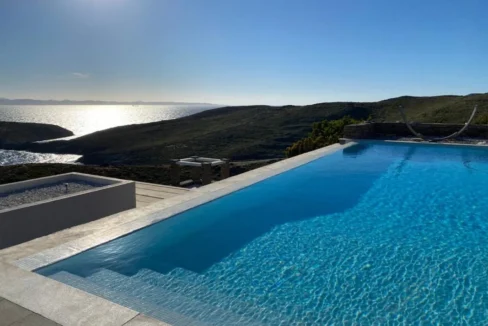 Luxurious Villa with Breathtaking Views in Kea, Greece 1